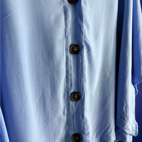 White Birch Blue Oversized Button Down Shirt with 3/4 Sleeves - Picture 3 of 6